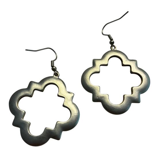 Pierced earrings brushed nickel & goldtone drop dangle fashion statement jewelry - Picture 3 of 8